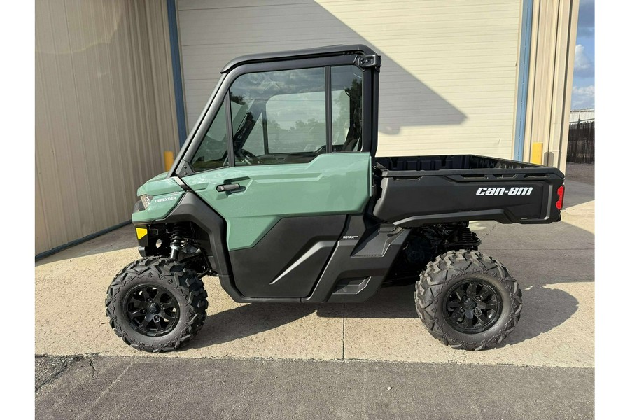 2026 Can-Am SSV DEF DPSCAB 65 HD9 GN 26