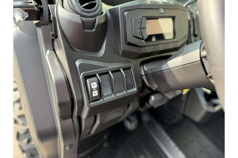 2026 Can-Am SSV DEF DPSCAB 65 HD9 GN 26