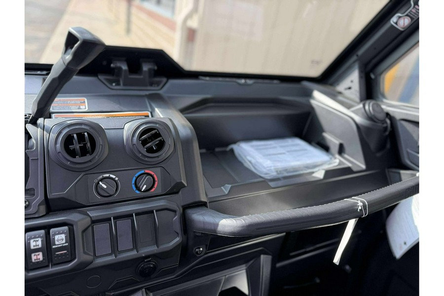 2026 Can-Am SSV DEF DPSCAB 65 HD9 GN 26