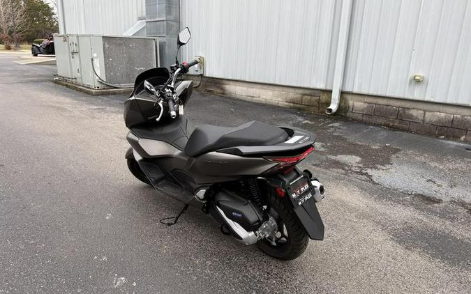 2023 Honda® PCX