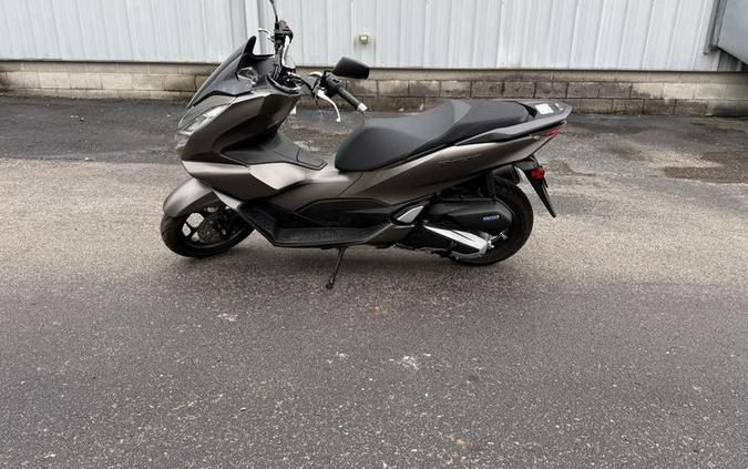 2023 Honda® PCX