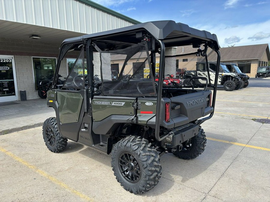 2026 Honda Pioneer 1000-5 Deluxe