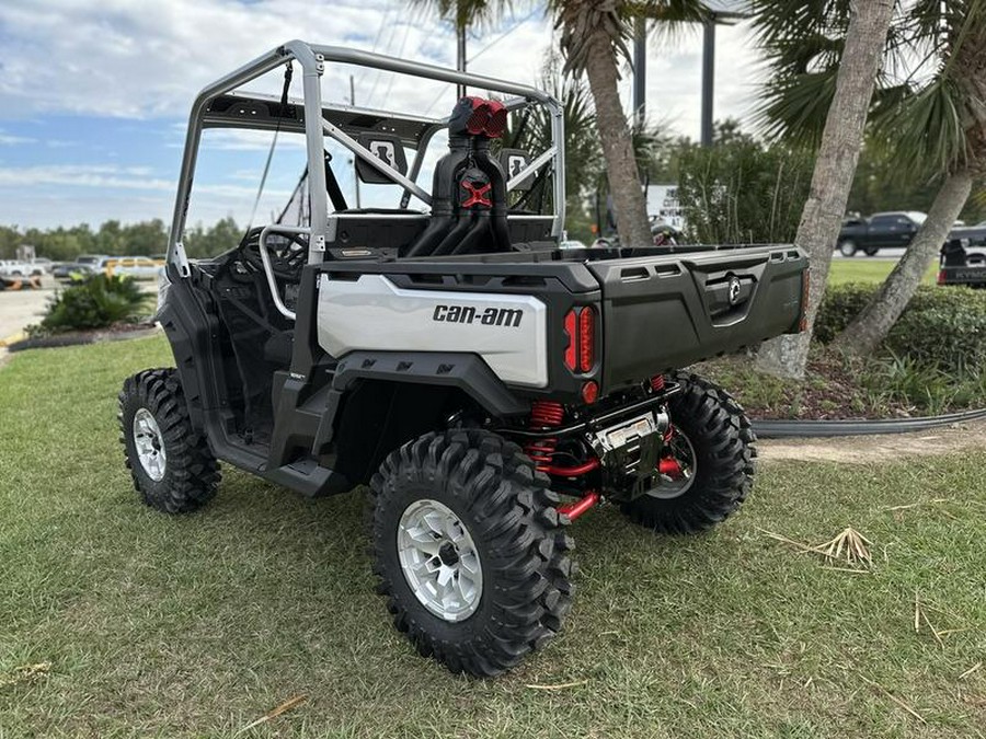 2024 Can-Am® Defender X mr HD10