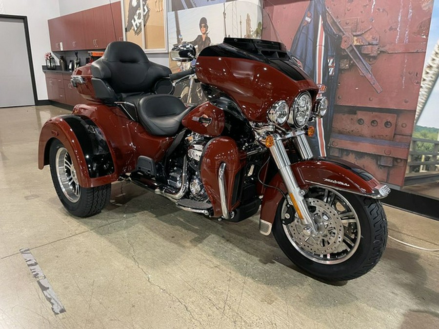 2024 Harley-Davidson FLHTCUTG - Tri Glide Ultra