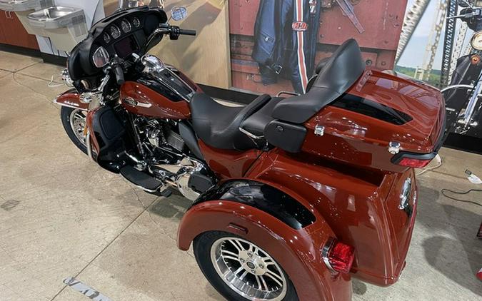 2024 Harley-Davidson FLHTCUTG - Tri Glide Ultra