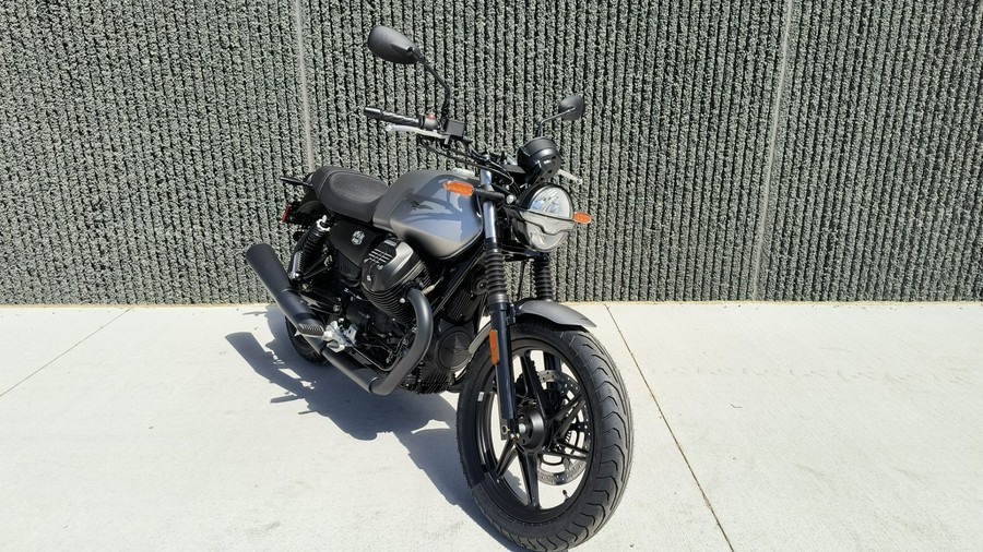 2024 Moto Guzzi V7 Stone