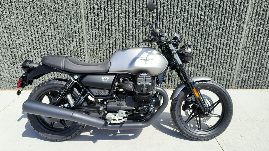 2024 Moto Guzzi V7 Stone