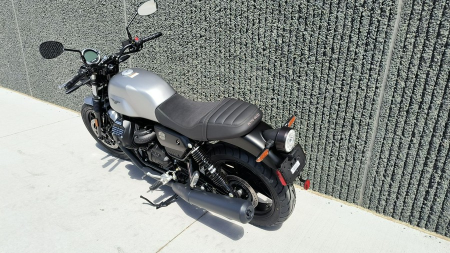2024 Moto Guzzi V7 Stone