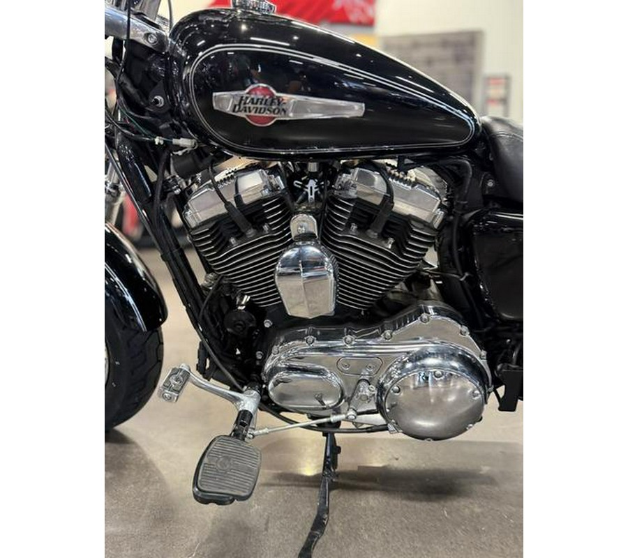 2017 Harley-Davidson® XL1200C - 1200 Custom