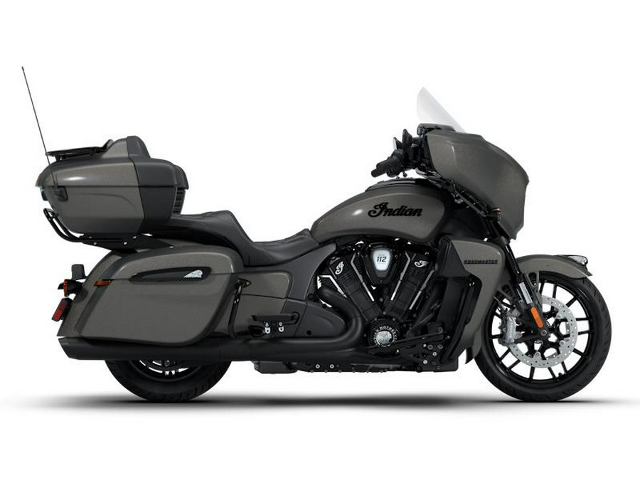 2026 Indian Motorcycle® Roadmaster® PowerPlus Dark Horse® 112 Heavy Metal