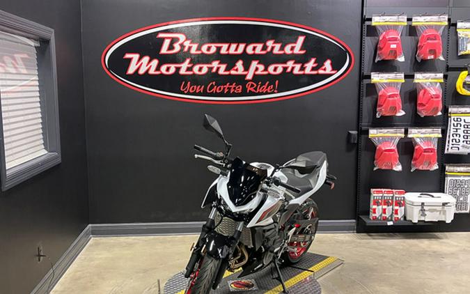 2026 Kawasaki Z500 SE ABS