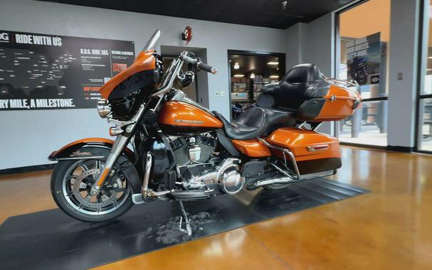 2016 Harley-Davidson® Ultra Limited Low WHSKY/V BLK W/PINSTRIPE