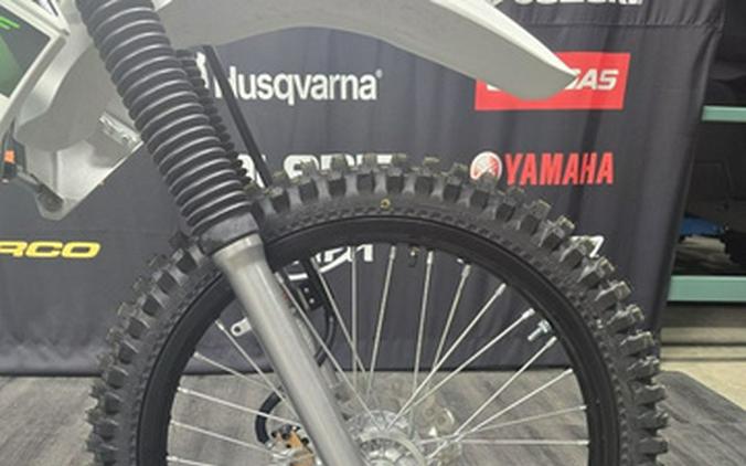 2027 Kawasaki KLX 140R F