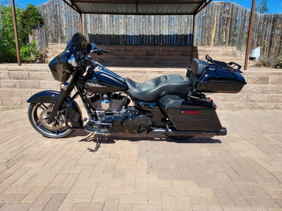 2014 Harley-Davidson Street Glide Special Vivid Black