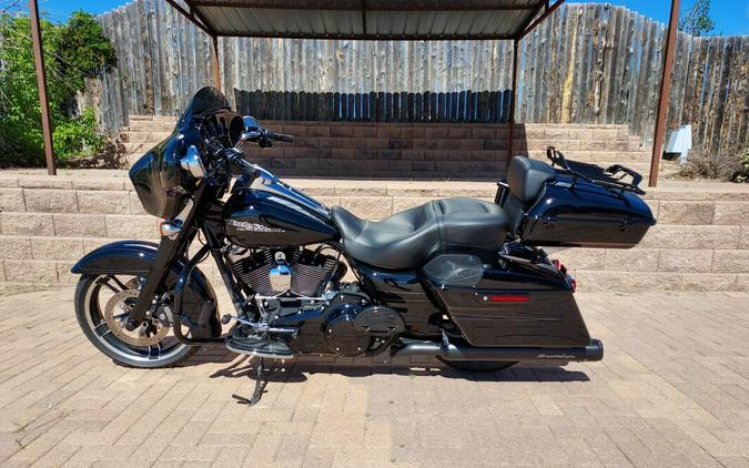 2014 Harley-Davidson Street Glide Special Vivid Black