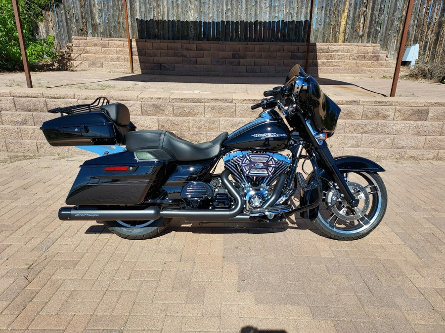 2014 Harley-Davidson Street Glide Special Vivid Black