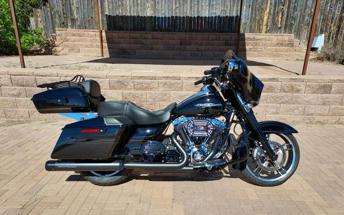 2014 Harley-Davidson Street Glide Special Vivid Black