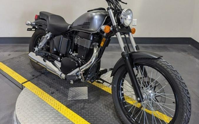 2019 Suzuki Boulevard S40