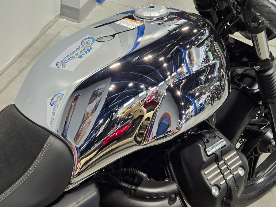 2025 Moto Guzzi V7 Stone