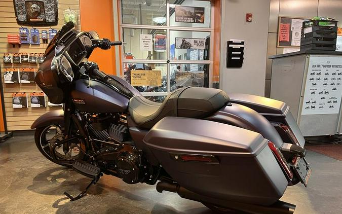 2025 Harley-Davidson® FLHX - Street Glide®