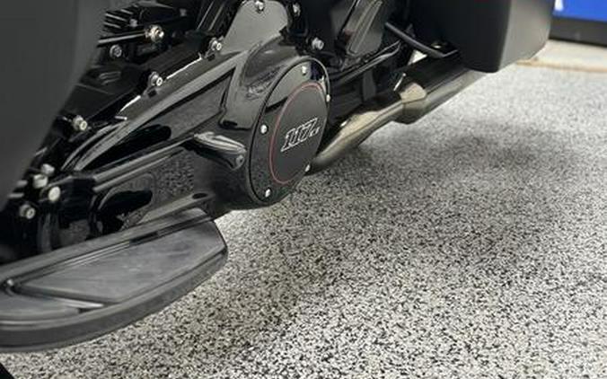 2018 Harley-Davidson® Street Glide® CVO - UO0149