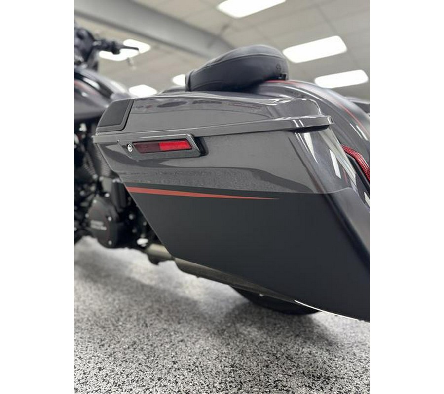 2018 Harley-Davidson® FLHXSE - CVO™ Street Glide®