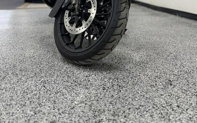 2018 Harley-Davidson® Street Glide® CVO - UO0149