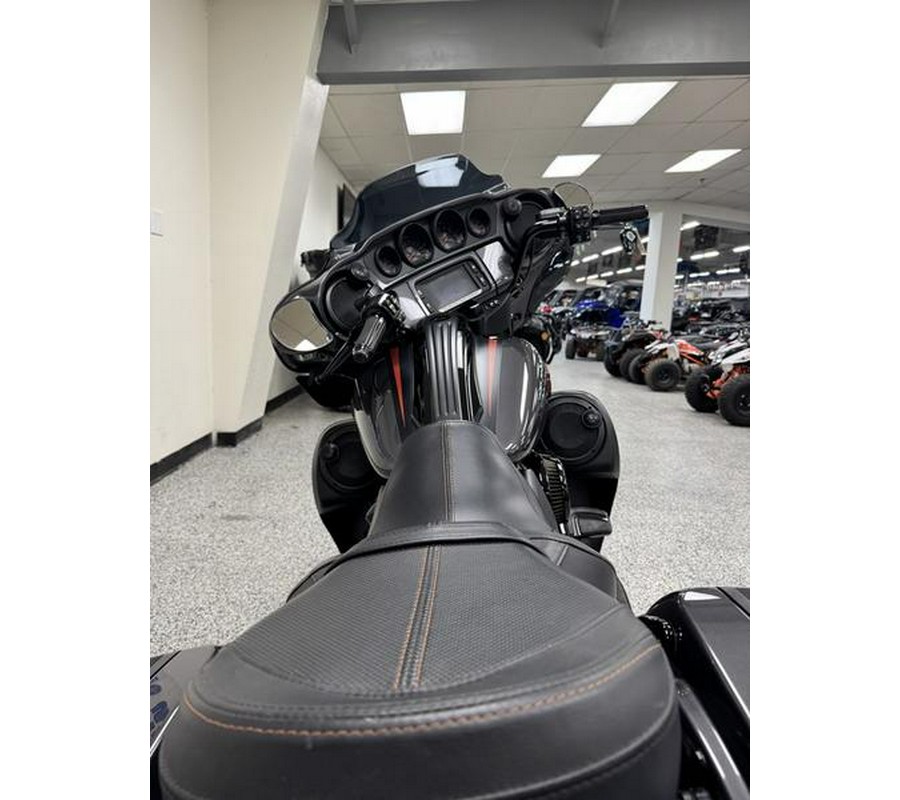 2018 Harley-Davidson® FLHXSE - CVO™ Street Glide®