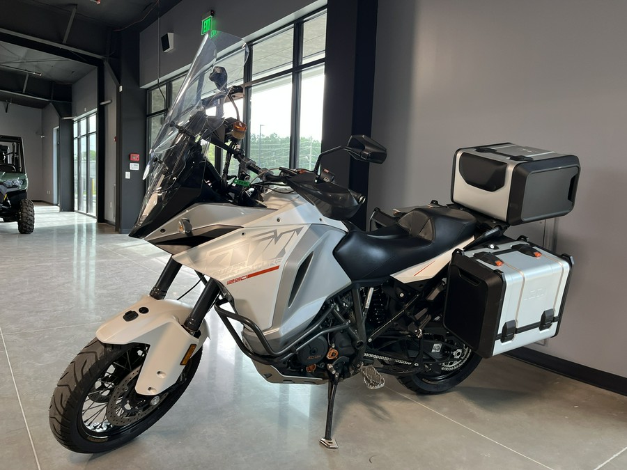 2016 1290 Super Adventure - KTM