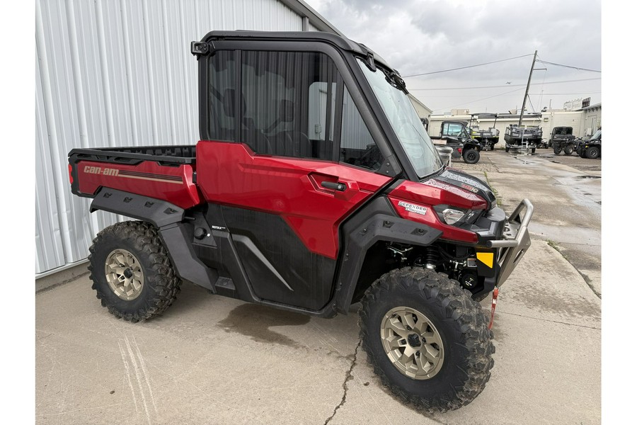 2025 DEFENDER LIMITED RED - Can-Am