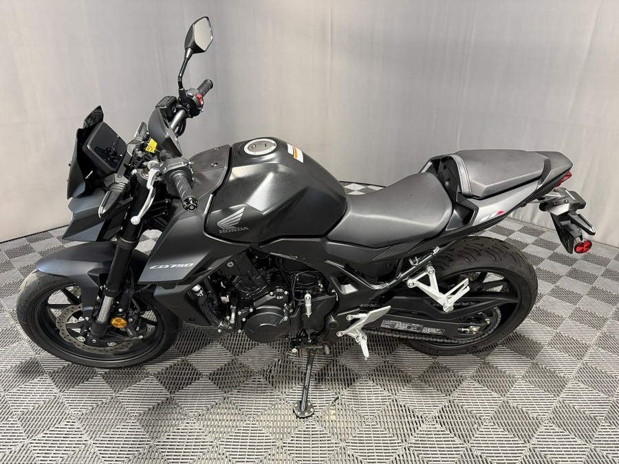 2025 HONDA CB 750 HORNET