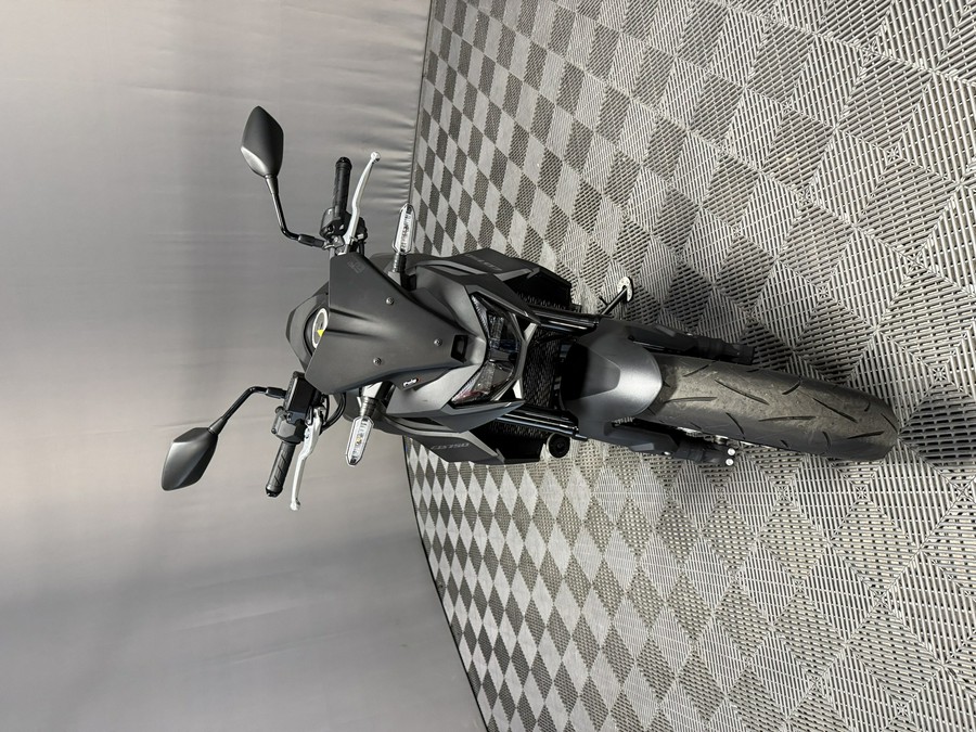 2025 HONDA CB 750 HORNET