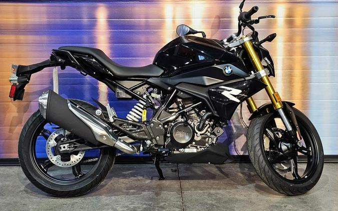 2024 BMW G 310 R Triple Black