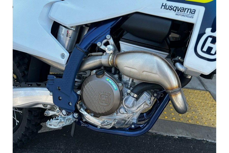 2025 Husqvarna Motorcycles FC 250