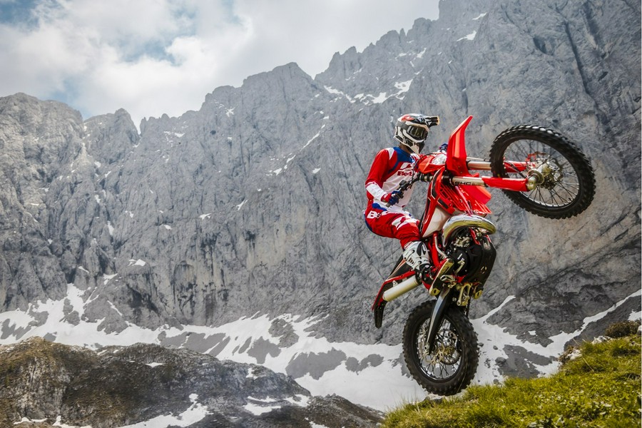 2027 300 RR X-Pro 2-Stroke - Beta Motorcycles