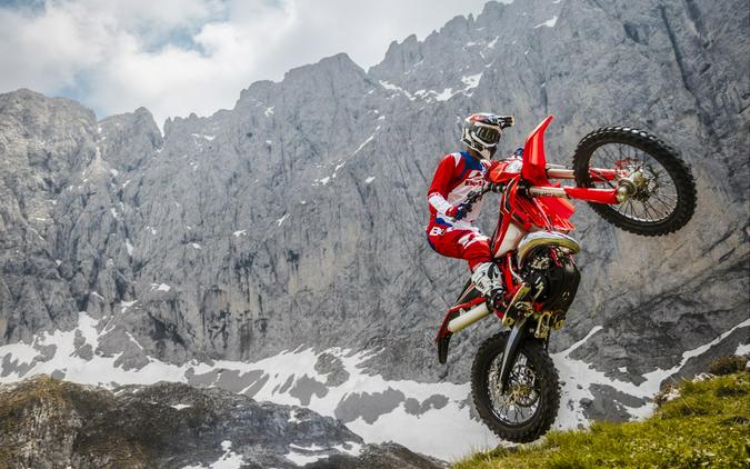 2027 300 RR X-Pro 2-Stroke - Beta Motorcycles