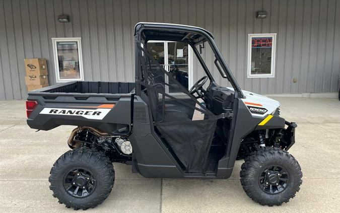 2025 Polaris Industries Ranger® 1000 Premium White Lightning