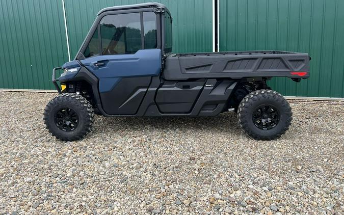 2025 Can-Am® Defender PRO Limited HD10