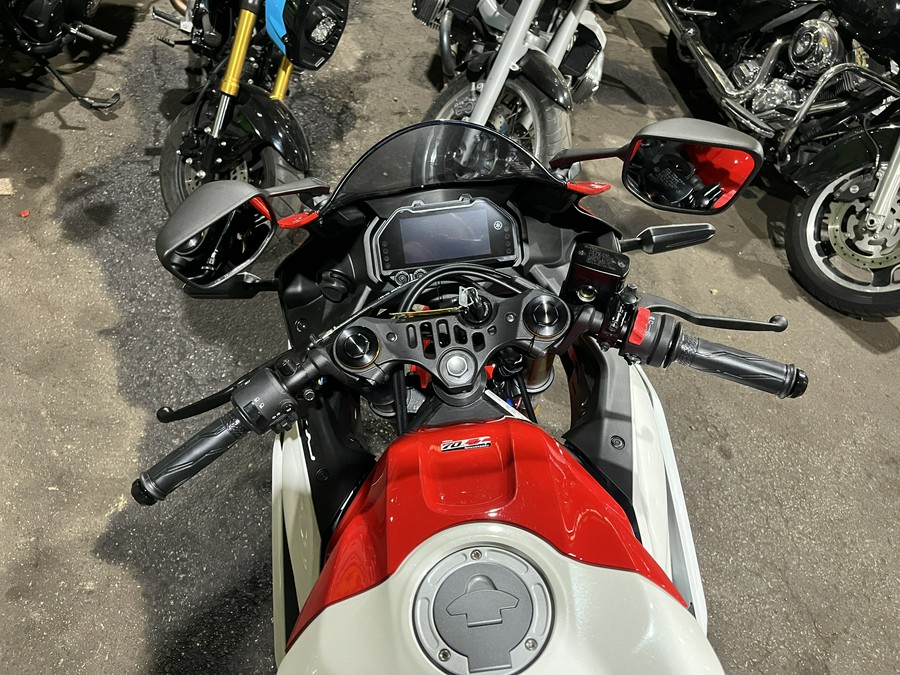 2026 Yamaha YZF-R3 ABS 70th Anniversary Edition