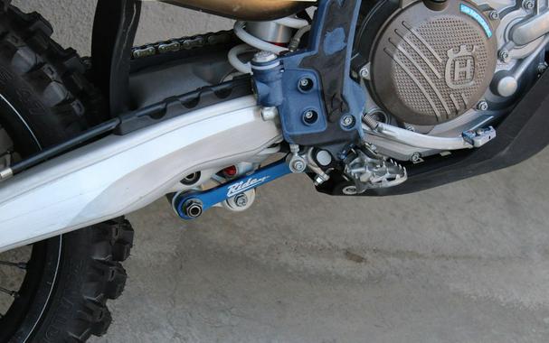 2022 Husqvarna® FC 450 Rockstar Edition