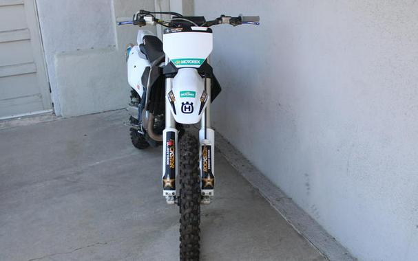 2022 Husqvarna® FC 450 Rockstar Edition