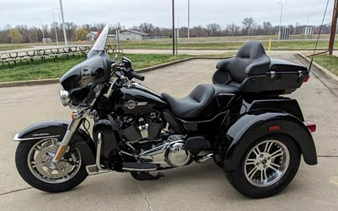 2024 Harley-Davidson Tri Glide® Ultra