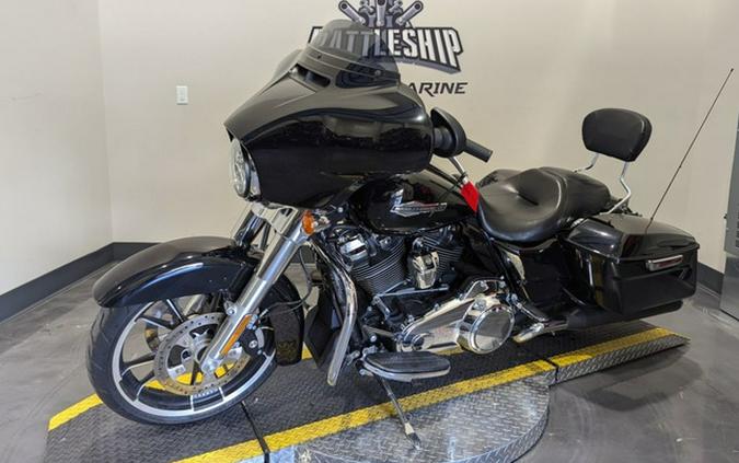 2021 Harley-Davidson Street Glide Base FLHX