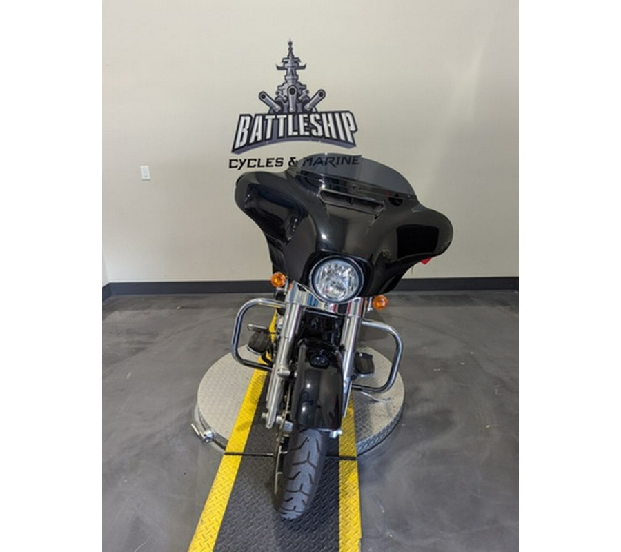 2021 Harley-Davidson Street Glide Base FLHX