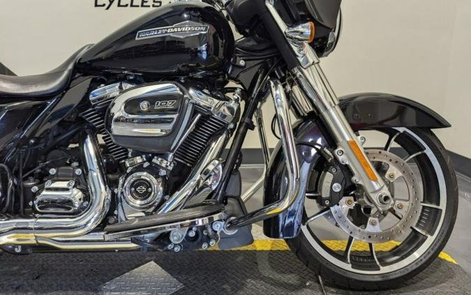 2021 Harley-Davidson Street Glide Base FLHX