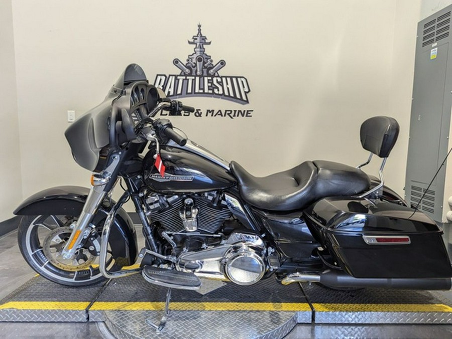 2021 Harley-Davidson Street Glide Base FLHX