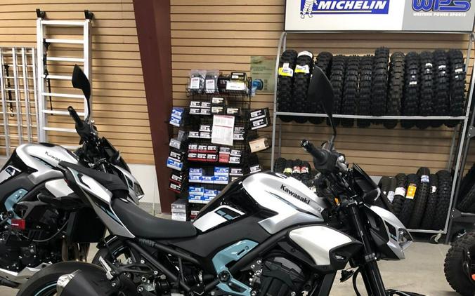 2025 Kawasaki Z900 ABS
