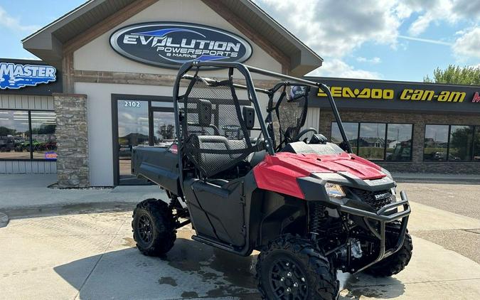 2026 Honda® Pioneer 700