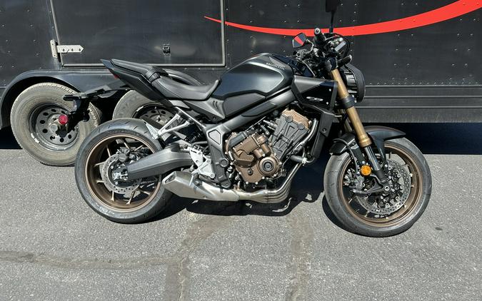 2026 Honda CB650R E-CLUTCH