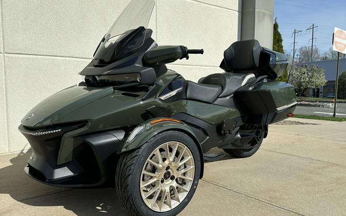 2023 Can-Am SPYDER RT SEA TO SKY